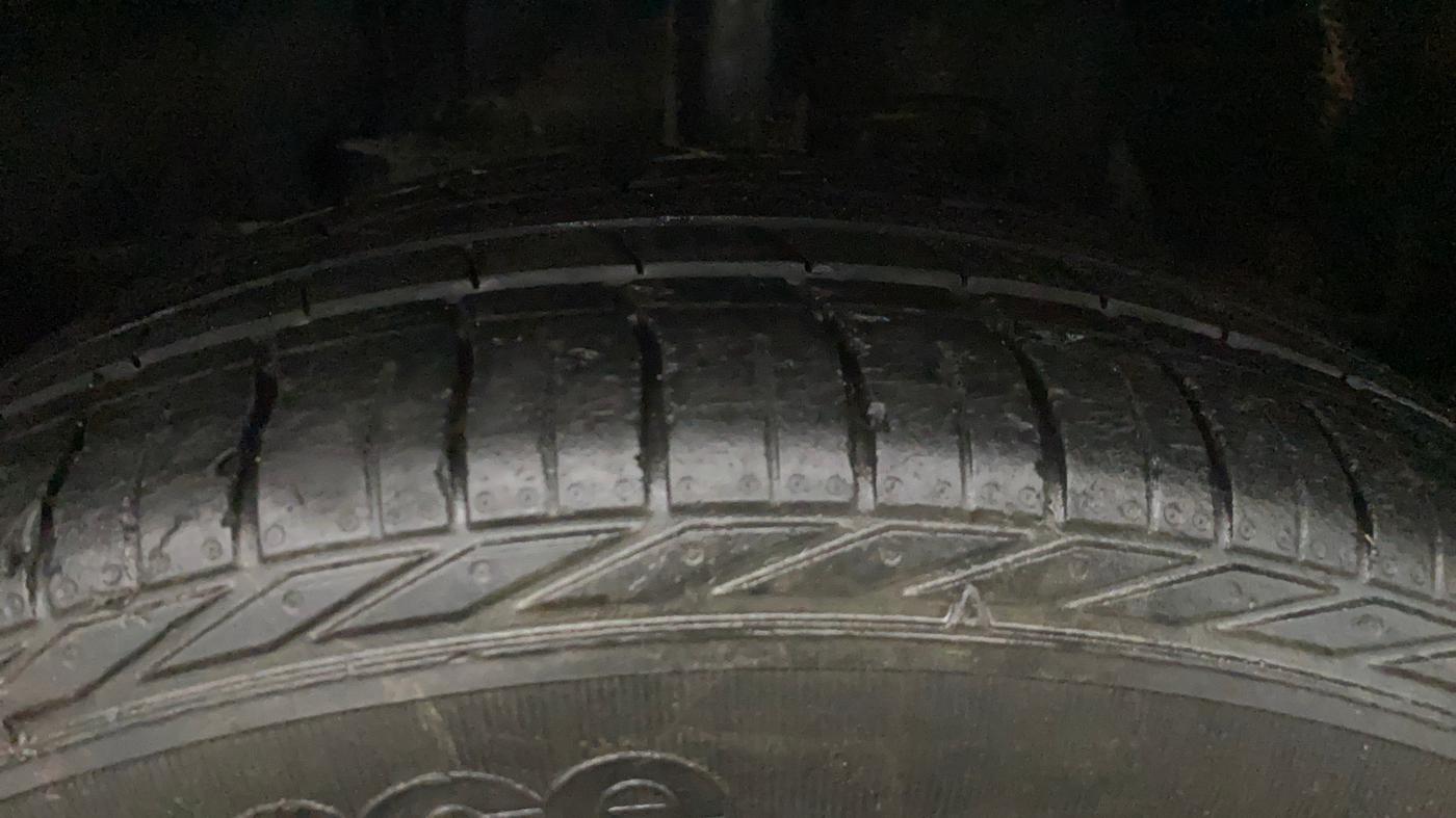 2022 Tata NEXON XZ PLUS PETROL KAZIRANGA, Petrol, Manual, 25,080 km, Left Front Tyre Tread
