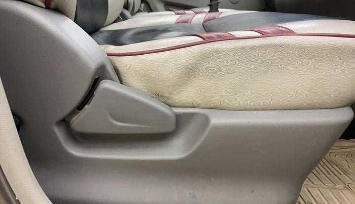 2017 Datsun Redi Go T (O), Petrol, Manual, 1,11,524 km, Driver Side Adjustment Panel