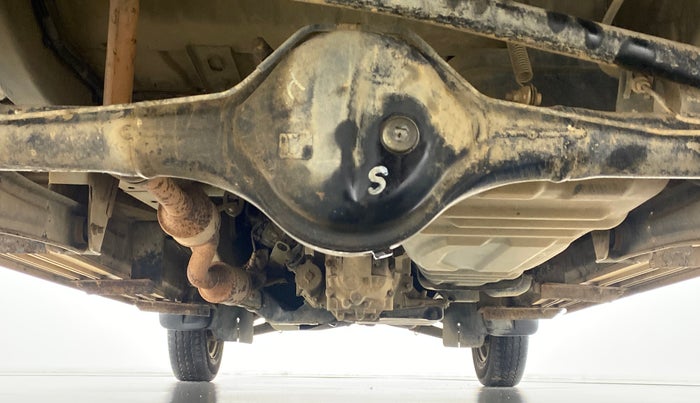 2011 Maruti Eeco 7 STR, Petrol, Manual, 74,616 km, Rear Underbody