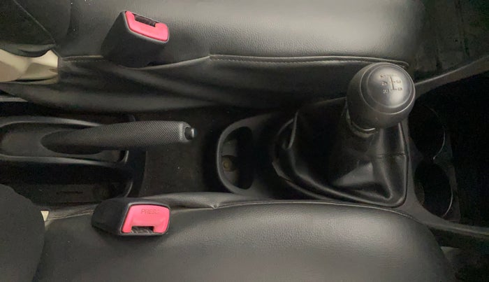2012 Toyota Etios Liva G, Petrol, Manual, 96,531 km, Gear Lever