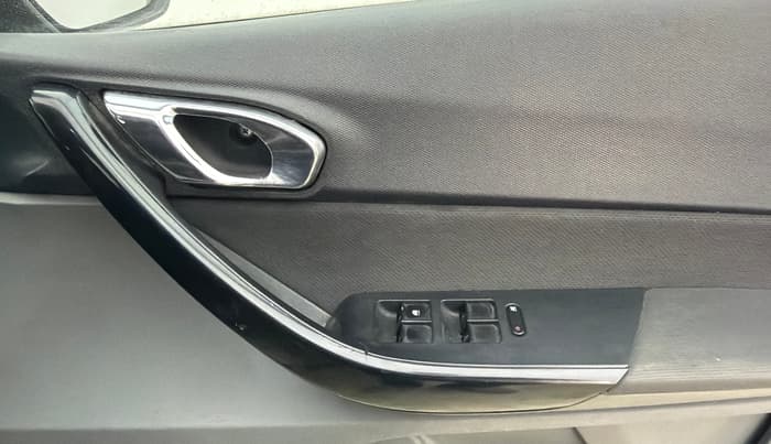 2018 Tata TIGOR XZ PETROL, Petrol, Manual, 44,087 km, Driver Side Door Panels Control
