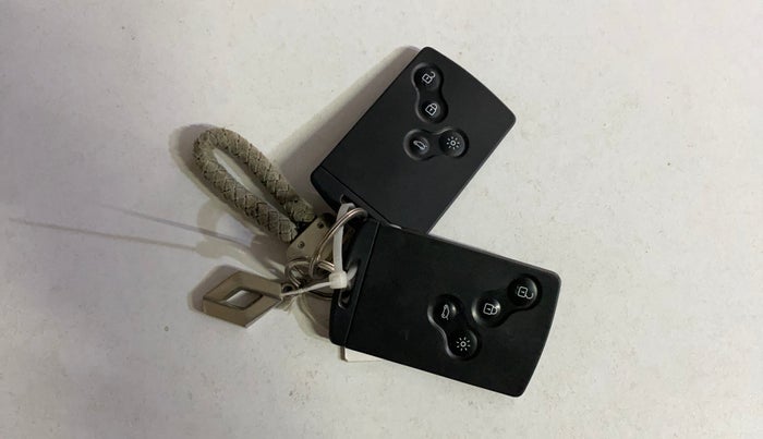 2018 Renault Captur RXE PETROL, Petrol, Manual, 17,991 km, Key Close Up