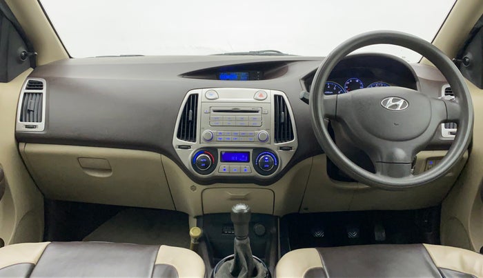 2011 Hyundai i20 MAGNA (O) 1.2, Petrol, Manual, 72,982 km, Dashboard