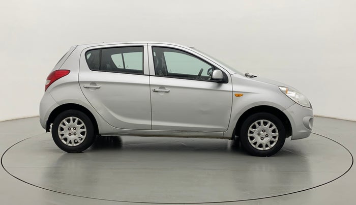 2011 Hyundai i20 MAGNA (O) 1.2, Petrol, Manual, 72,982 km, Right Side View