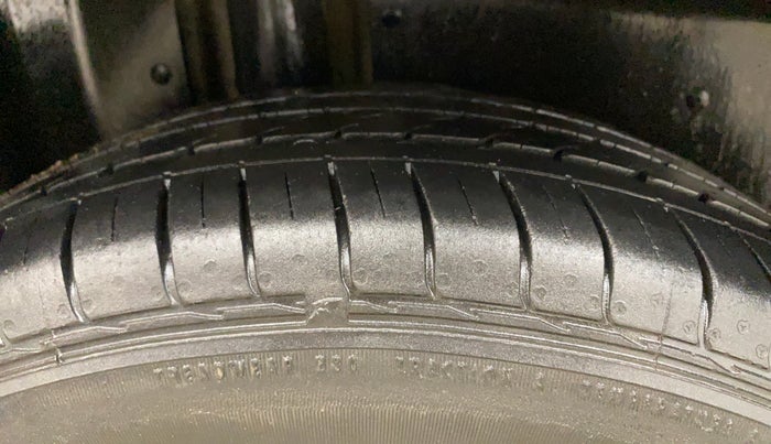 2020 MG HECTOR SHARP 2.0 DIESEL, Diesel, Manual, 45,369 km, Right Rear Tyre Tread