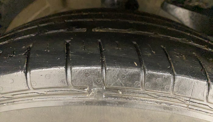 2020 MG HECTOR SHARP 2.0 DIESEL, Diesel, Manual, 45,369 km, Right Front Tyre Tread