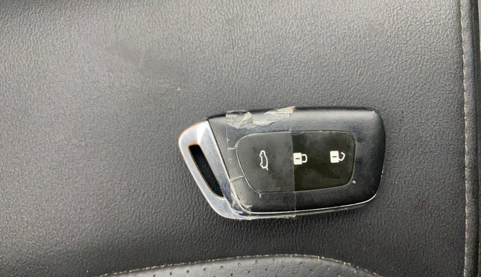 2020 MG HECTOR SHARP 2.0 DIESEL, Diesel, Manual, 45,369 km, Key Close Up