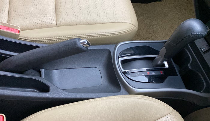 2018 Honda City ZX CVT ANNIVERSARY EDITION, Petrol, Automatic, 63,562 km, Gear Lever