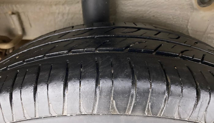 2017 Maruti Celerio VXI d, Petrol, Manual, 67,482 km, Right Rear Tyre Tread