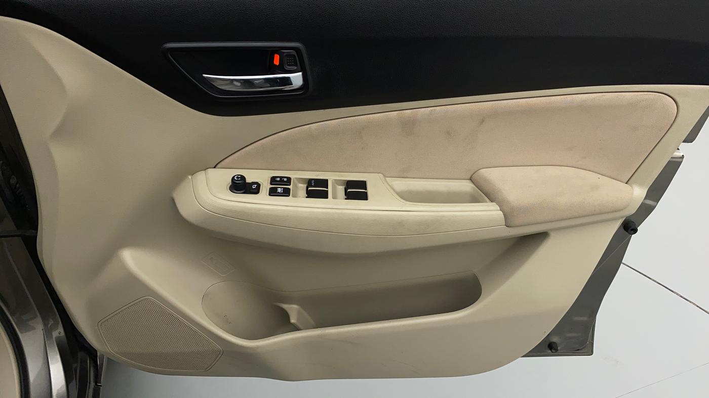 2020 Maruti Dzire VXI, Petrol, Manual, 38,073 km, Driver Side Door Panels Control