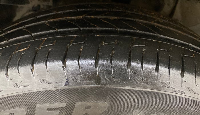 2018 Tata NEXON XZA PLUS PETROL, Petrol, Automatic, 59,962 km, Left Front Tyre Tread