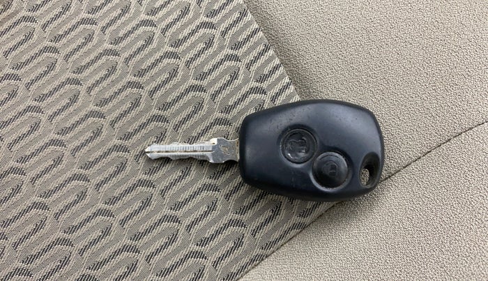 2015 Renault Lodgy 85 PS RXL, Diesel, Manual, 88,555 km, Key Close Up