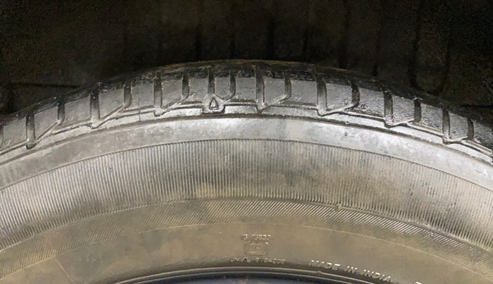 2015 Renault Lodgy 85 PS RXL, Diesel, Manual, 88,555 km, Right Rear Tyre Tread