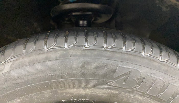 2015 Renault Lodgy 85 PS RXL, Diesel, Manual, 88,555 km, Right Front Tyre Tread