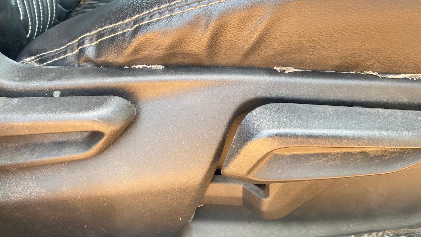 2021 Tata Tiago XZ PETROL, Petrol, Manual, 23,555 km, Driver Side Adjustment Panel