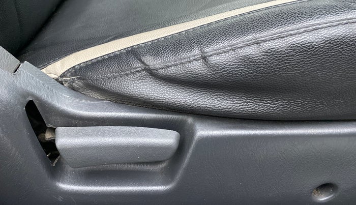 2019 Maruti Alto K10 VXI (O), Petrol, Manual, 30,899 km, Driver Side Adjustment Panel