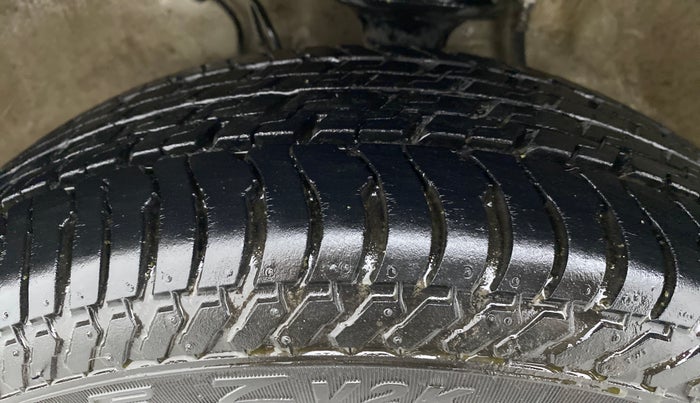 2019 Maruti Alto K10 VXI (O), Petrol, Manual, 30,899 km, Left Front Tyre Tread