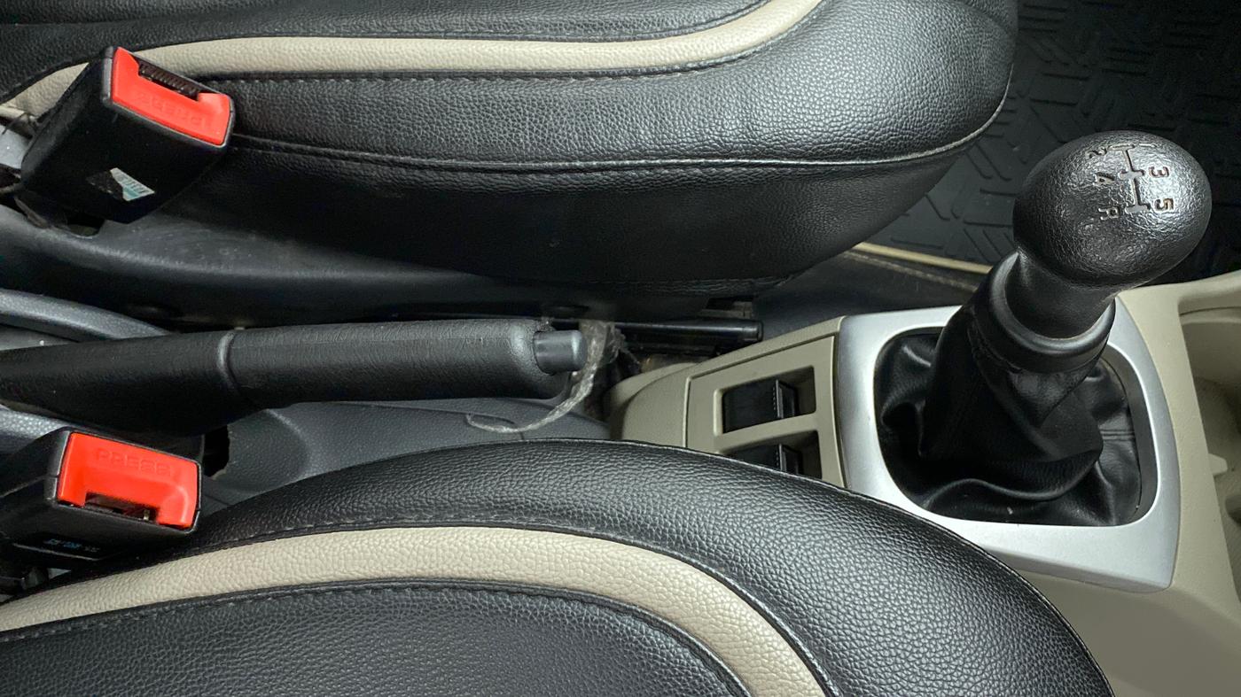 2019 Maruti Alto K10 VXI (O), Petrol, Manual, 30,899 km, Gear Lever