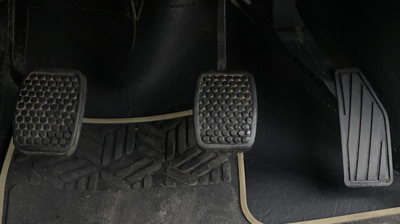2019 Maruti Alto K10 VXI (O), Petrol, Manual, 30,899 km, Pedals