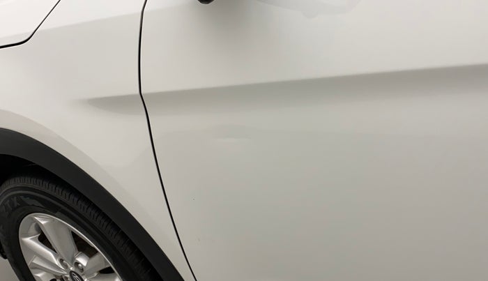 2016 Hyundai Creta SX 1.6 DIESEL, Diesel, Manual, 1,03,190 km, Front passenger door - Slightly dented