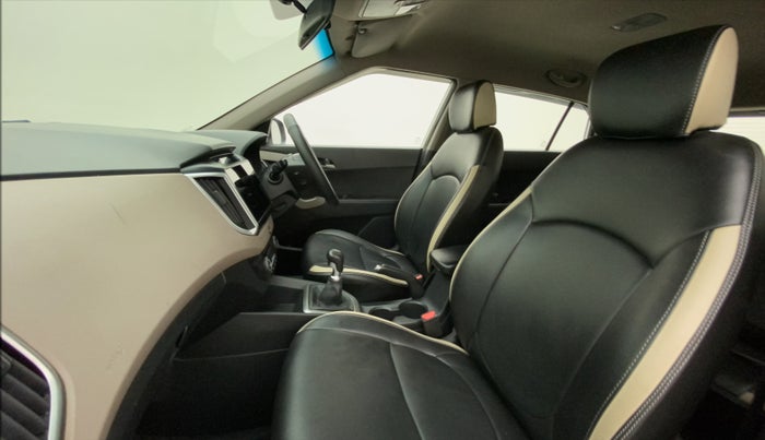 2016 Hyundai Creta SX 1.6 DIESEL, Diesel, Manual, 1,03,190 km, Right Side Front Door Cabin