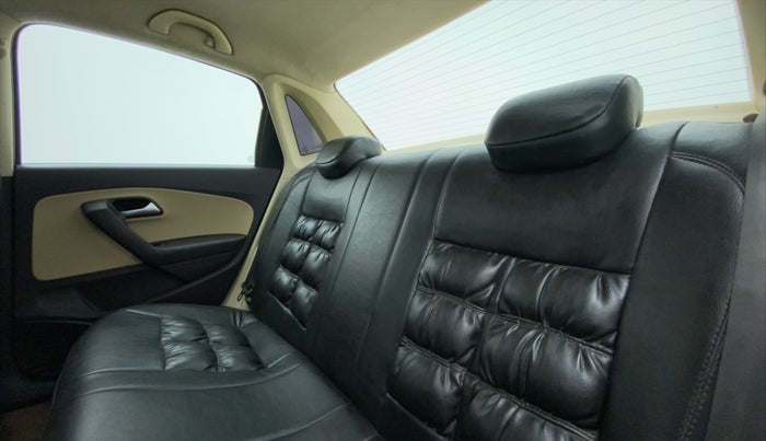 2018 Volkswagen Ameo HIGHLINE1.2L PLUS 16 ALLOY, Petrol, Manual, 42,787 km, Right Side Rear Door Cabin