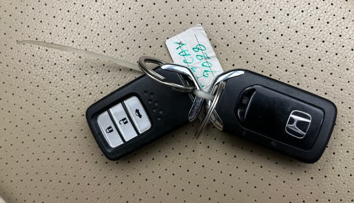 2015 Honda City 1.5L I-VTEC VX, Petrol, Manual, 49,827 km, Key Close Up