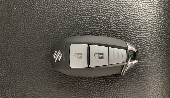 2018 Maruti IGNIS ZETA 1.2, Petrol, Manual, 32,795 km, Key Close Up