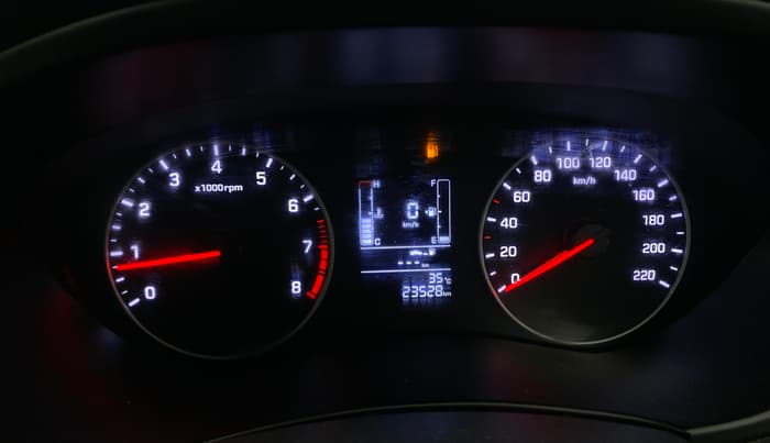 2020 Hyundai Elite i20 SPORTZ PLUS 1.2 DUAL TONE, Petrol, Manual, 23,522 km, Odometer Image