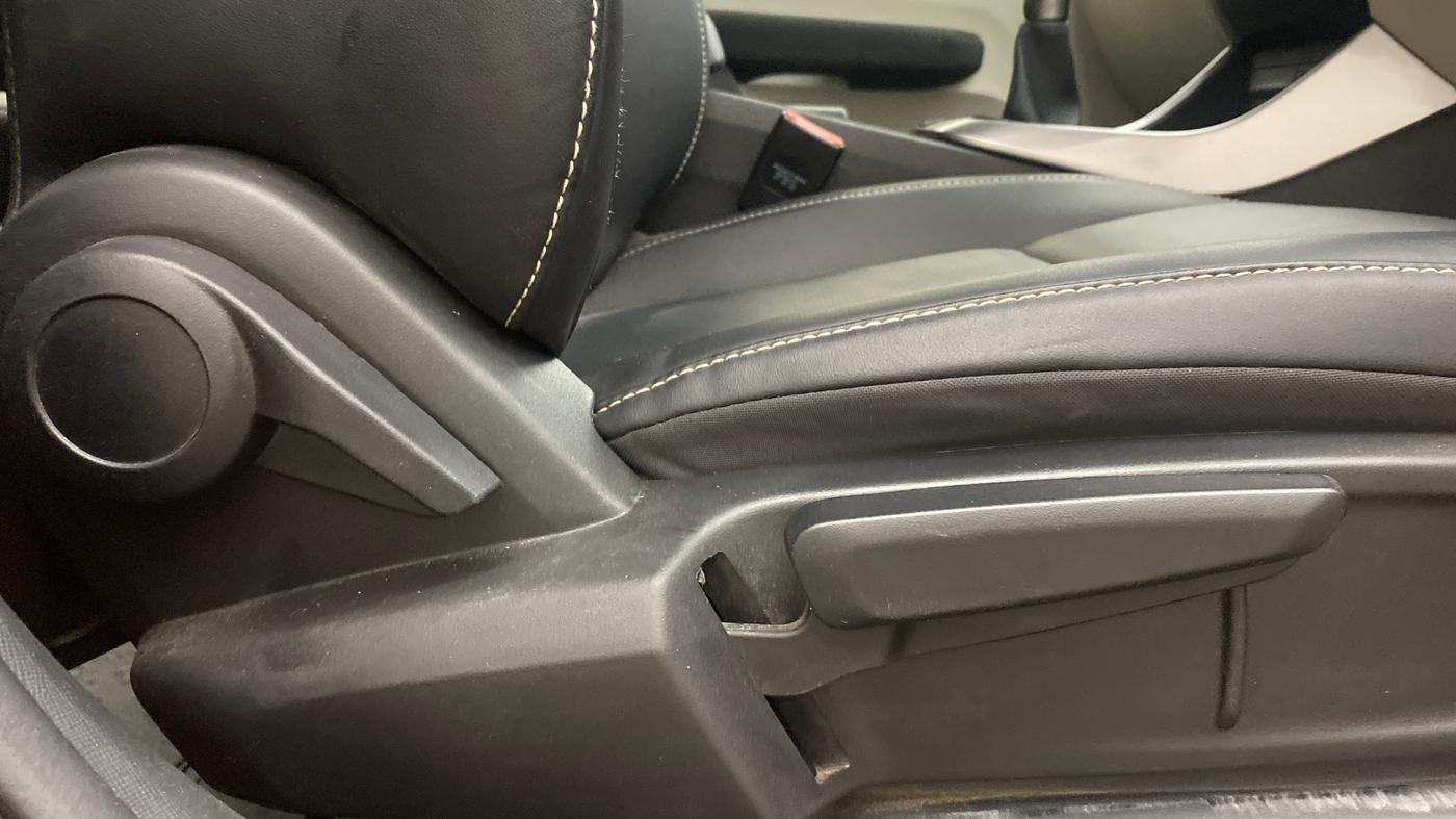 2022 Tata ALTROZ XZ PLUS I-TURBO PETROL, Petrol, Manual, 51,342 km, Driver Side Adjustment Panel