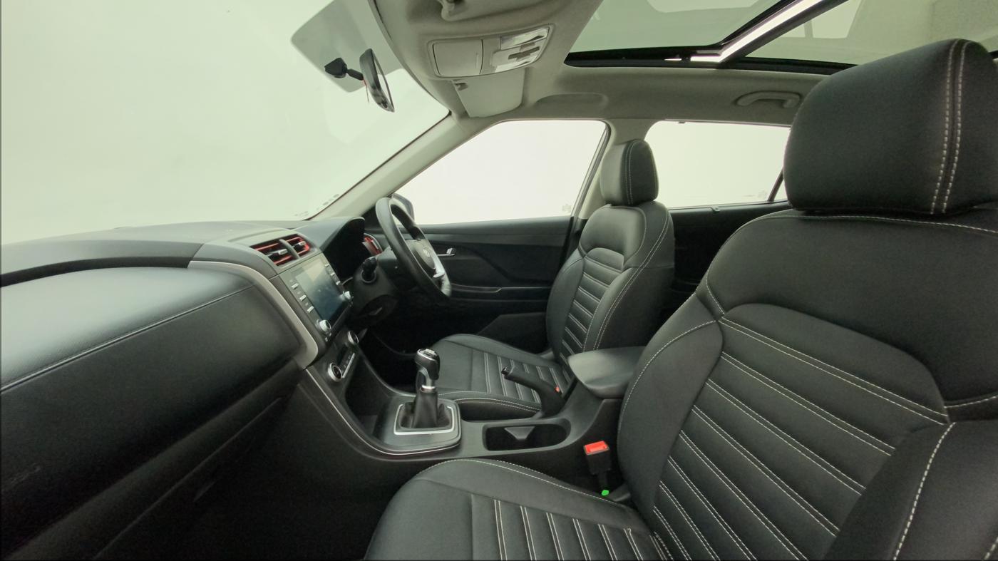2022 Hyundai Creta S PLUS KNIGHT 1.5 PETROL, Petrol, Manual, 22,463 km, Right Side Front Door Cabin