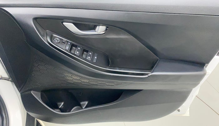 2022 Hyundai Creta S PLUS KNIGHT 1.5 PETROL, Petrol, Manual, 22,463 km, Driver Side Door Panels Control