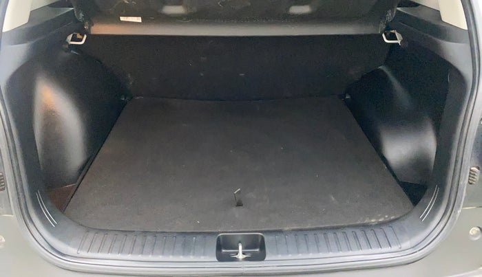 2022 Hyundai Creta S PLUS KNIGHT 1.5 PETROL, Petrol, Manual, 22,463 km, Boot Inside