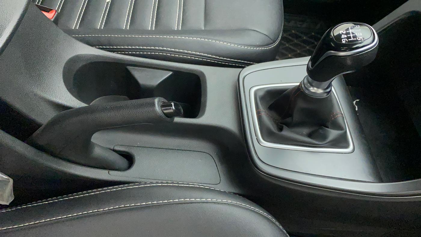 2022 Hyundai Creta S PLUS KNIGHT 1.5 PETROL, Petrol, Manual, 22,463 km, Gear Lever