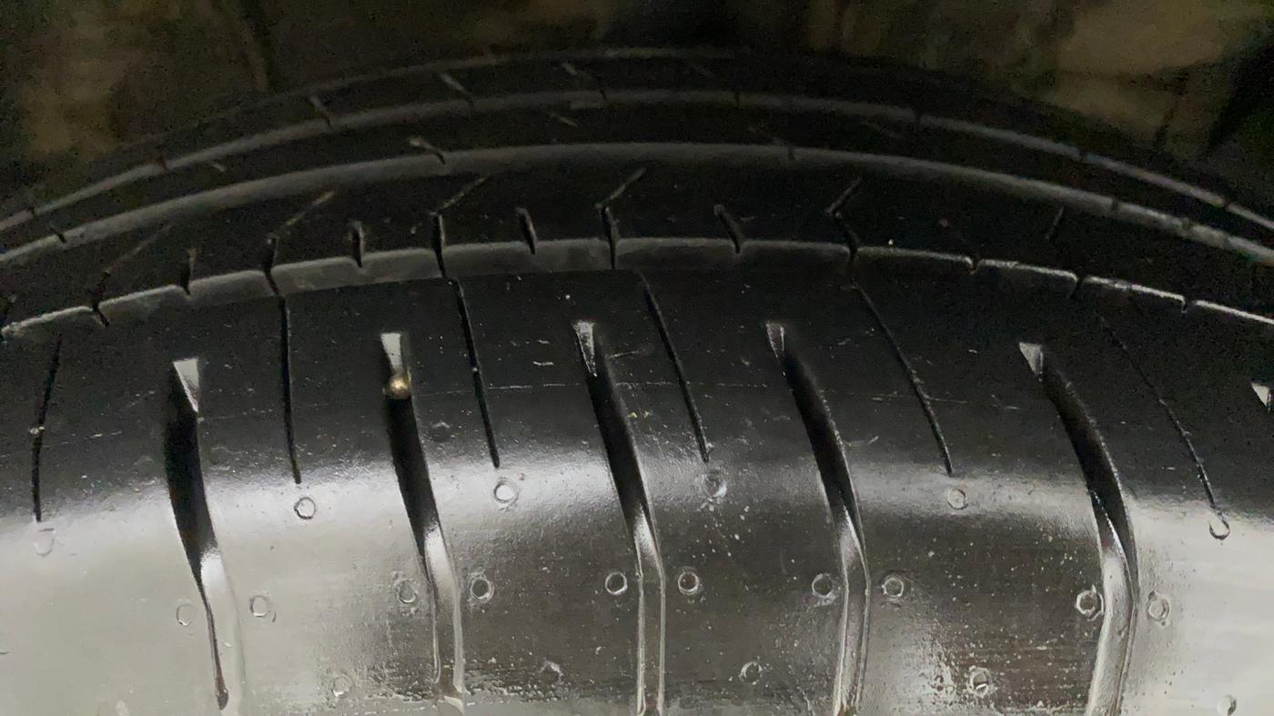 2022 Hyundai Creta S PLUS KNIGHT 1.5 PETROL, Petrol, Manual, 22,463 km, Right Front Tyre Tread
