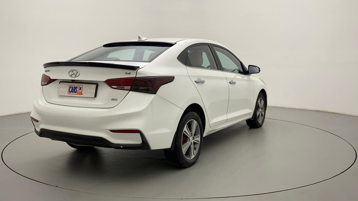 2019 Hyundai Verna 1.6 VTVT SX, CNG, Manual, 75,753 km, Right Back Diagonal