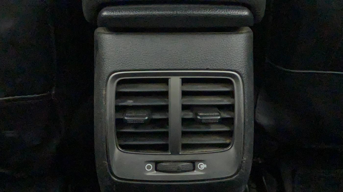 2019 Hyundai Verna 1.6 VTVT SX, CNG, Manual, 75,753 km, Rear AC Vents