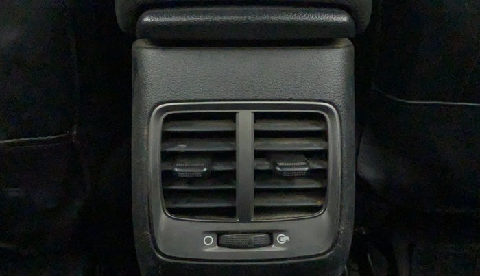 2019 Hyundai Verna 1.6 VTVT SX, CNG, Manual, 75,753 km, Rear AC Vents