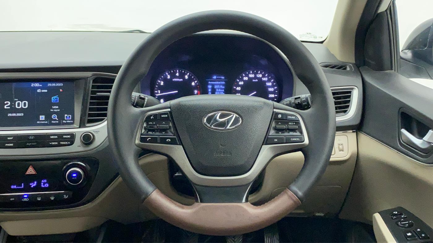 2019 Hyundai Verna 1.6 VTVT SX, CNG, Manual, 75,753 km, Steering Wheel Close Up