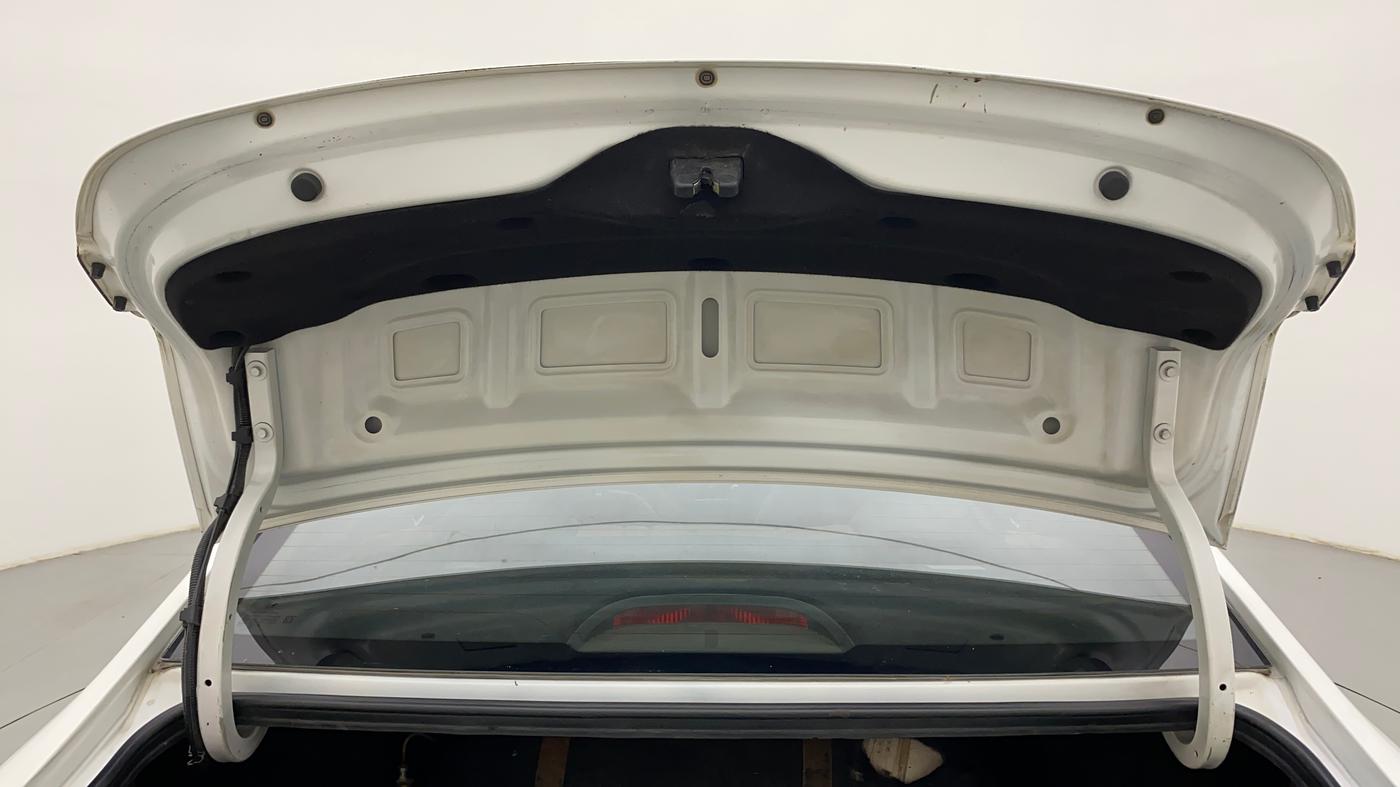 2019 Hyundai Verna 1.6 VTVT SX, CNG, Manual, 75,753 km, Boot Door Open