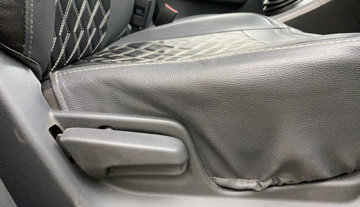 2013 Maruti Ritz VXI, Petrol, Manual, 74,969 km, Driver Side Adjustment Panel