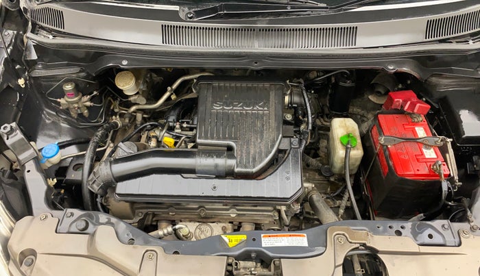 2013 Maruti Ritz VXI, Petrol, Manual, 74,969 km, Engine View