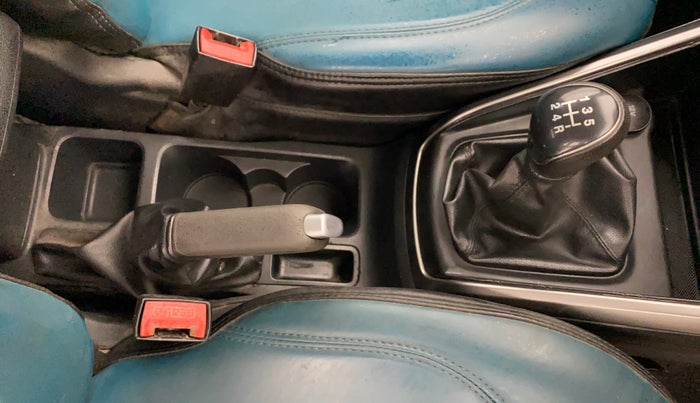 2020 Ford Ecosport TITANIUM 1.5L DIESEL, Diesel, Manual, 1,07,733 km, Gear Lever