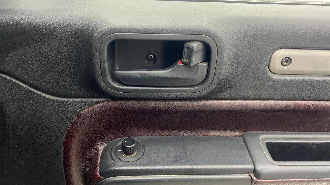 2022 Mahindra Thar LX HARD TOP 4WD MT, Diesel, Manual, 56,841 km, Driver Side Door Panels Control