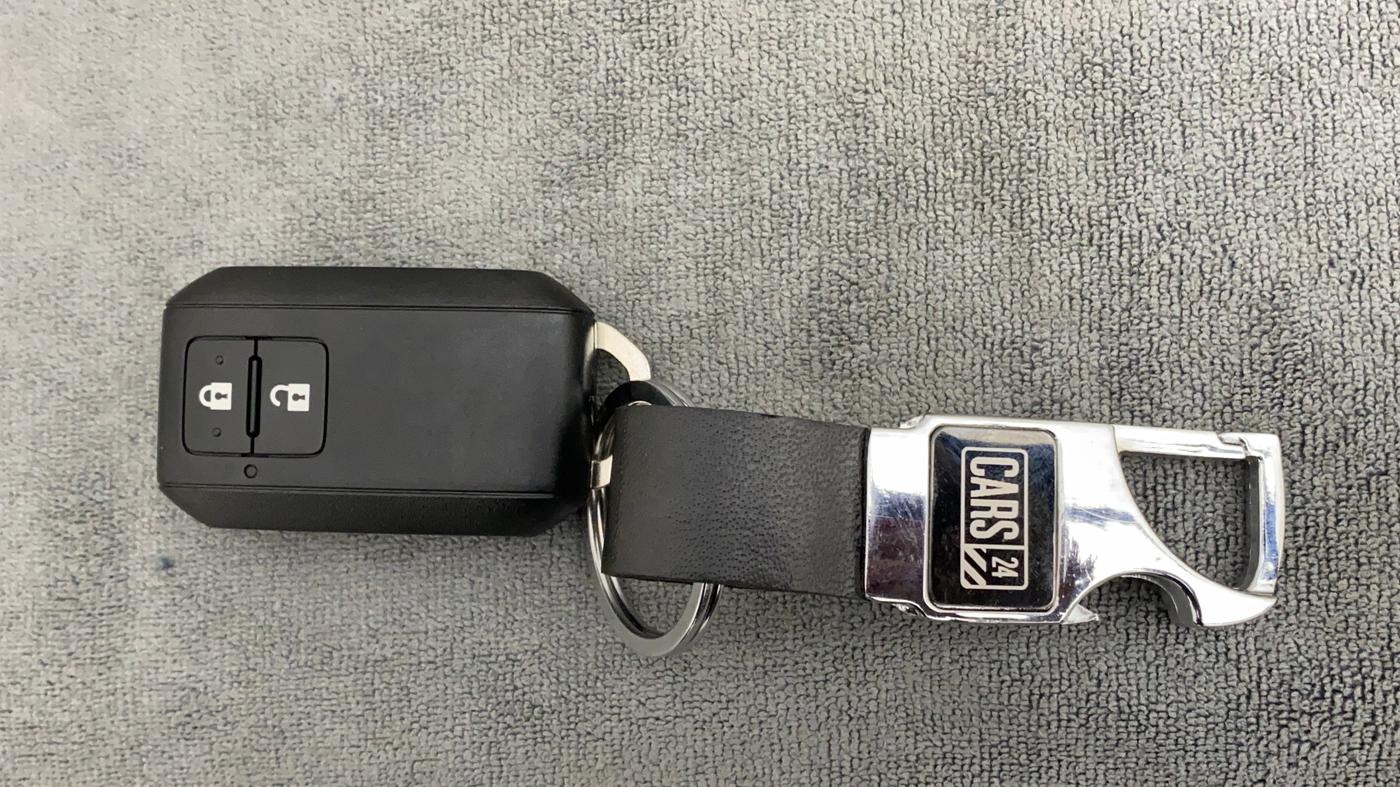 2022 Maruti BREZZA ZXI SMART HYBRID , Petrol, Manual, 3,636 km, Key Close Up