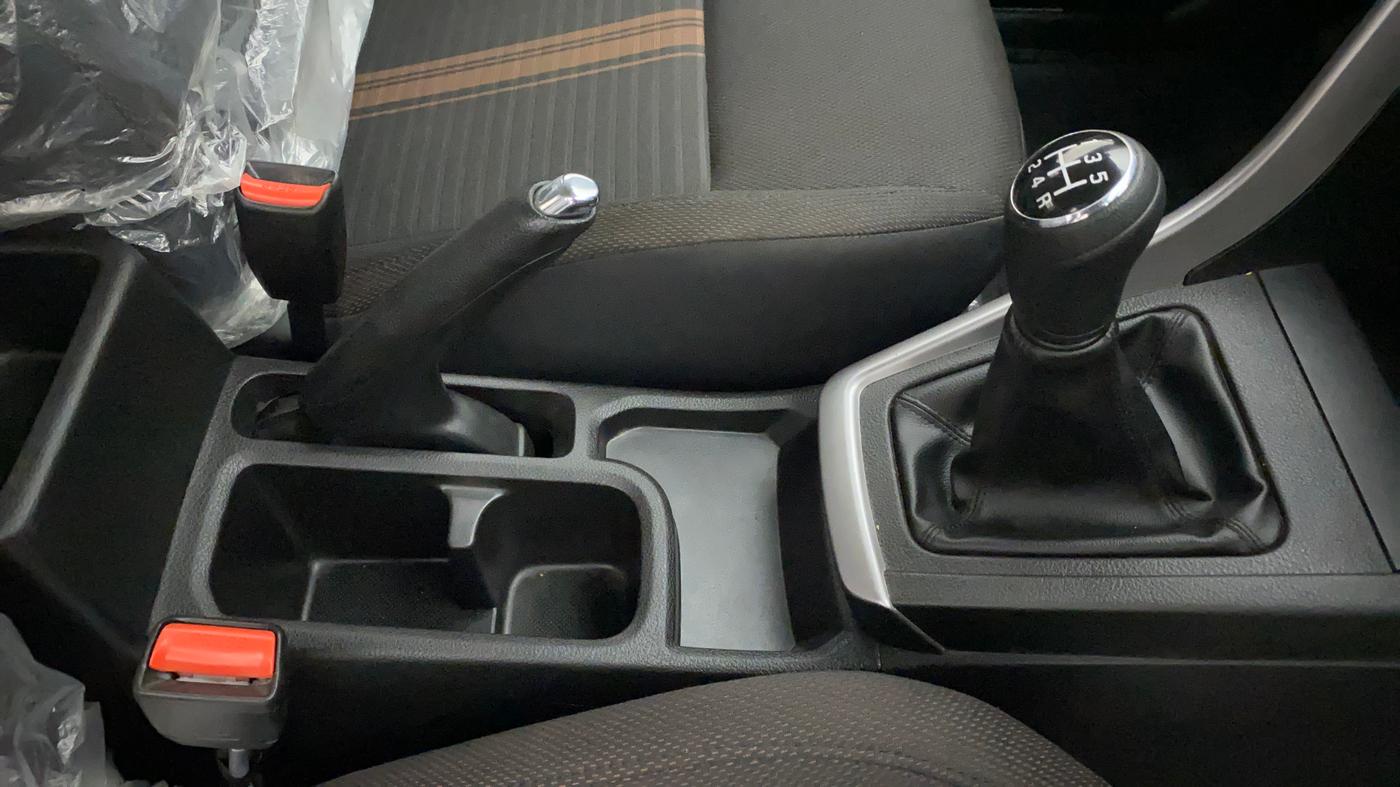 2022 Maruti BREZZA ZXI SMART HYBRID , Petrol, Manual, 3,636 km, Gear Lever