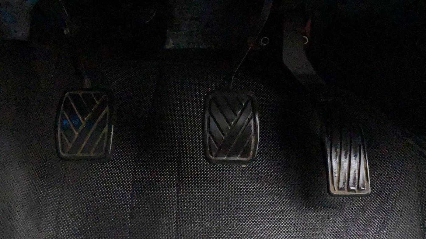 2022 Maruti BREZZA ZXI SMART HYBRID , Petrol, Manual, 3,636 km, Pedals
