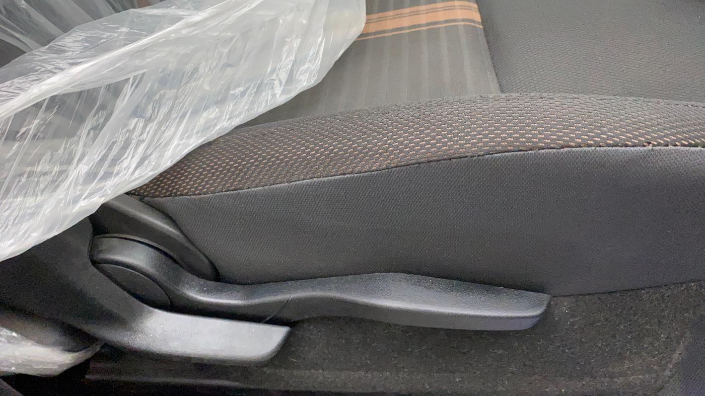 2022 Maruti BREZZA ZXI SMART HYBRID , Petrol, Manual, 3,636 km, Driver Side Adjustment Panel