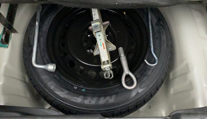 2017 Maruti Baleno DELTA PETROL 1.2, CNG, Manual, 61,623 km, Spare Tyre