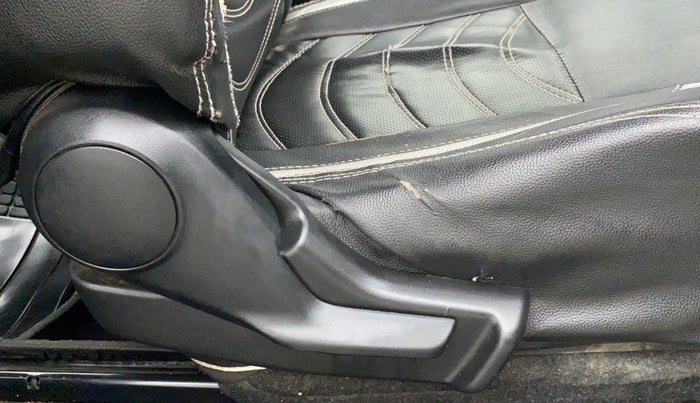 2017 Maruti Baleno DELTA PETROL 1.2, CNG, Manual, 61,623 km, Driver Side Adjustment Panel